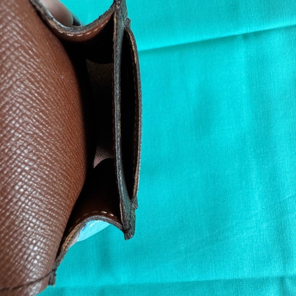 Louis Vuitton Cigarette/Accessory Pouch - Picture 5 of 7